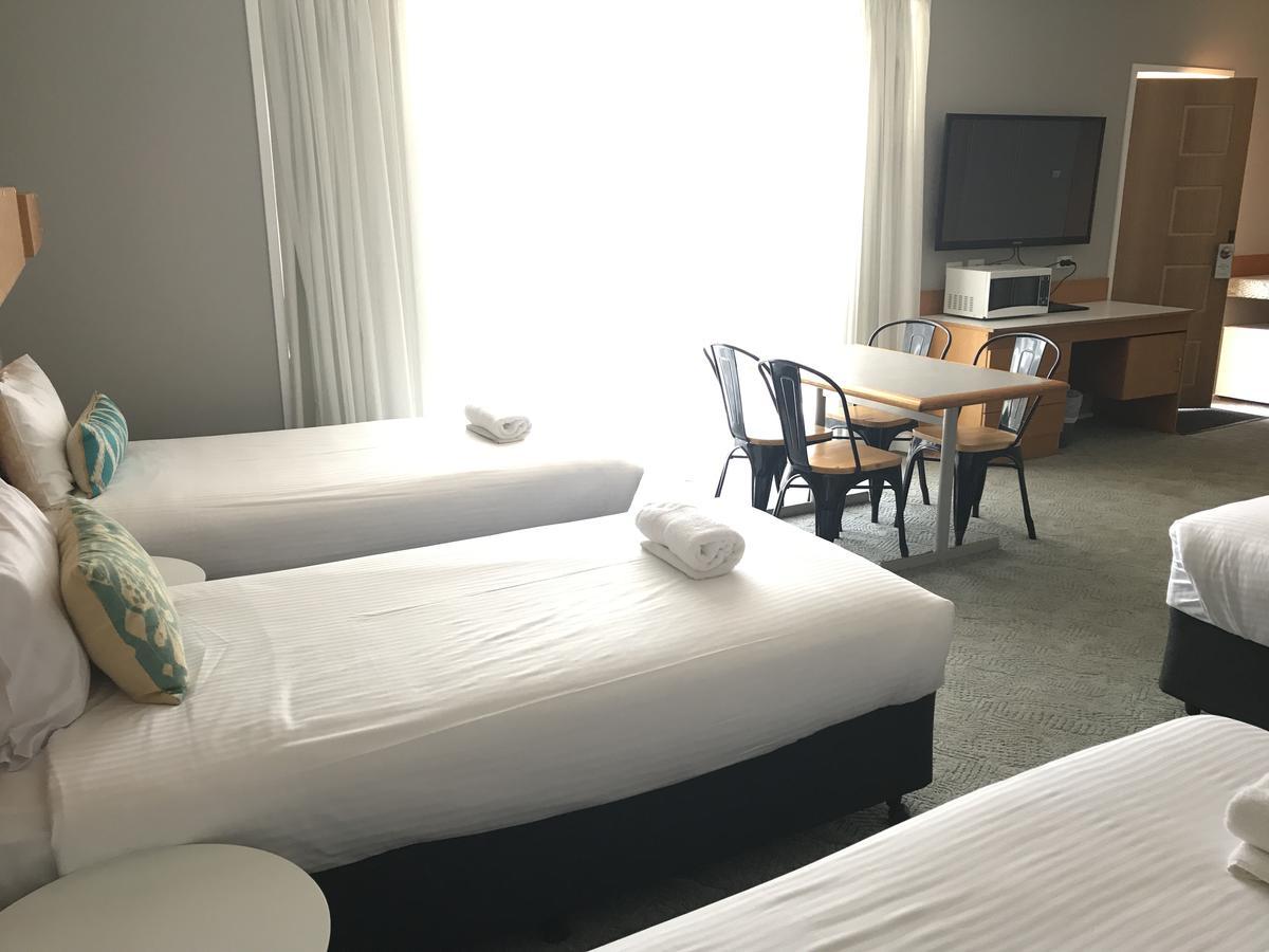 Cascades Motor Inn Ντούμπο Εξωτερικό φωτογραφία